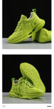 sports shoes